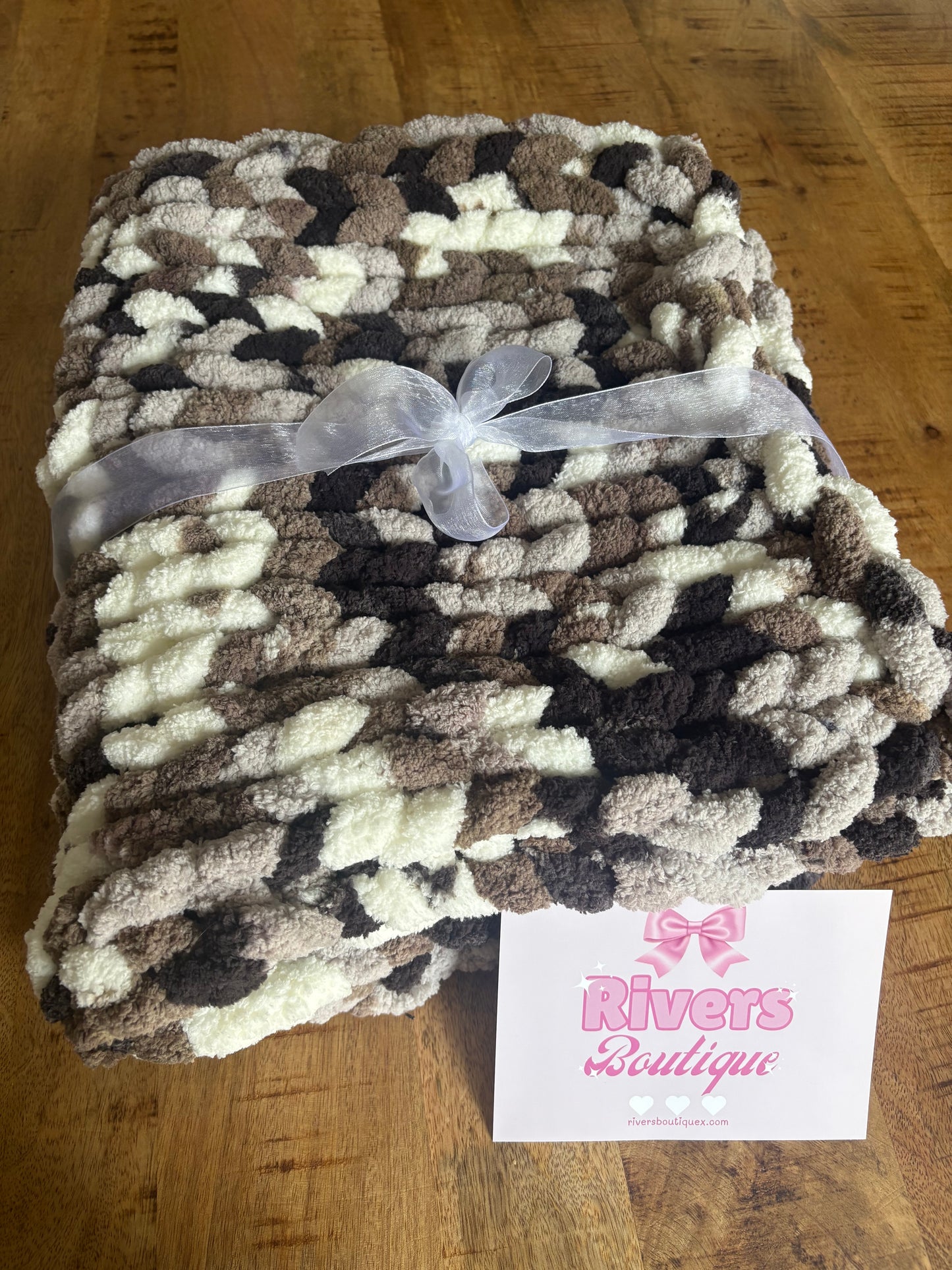 Chunky Chenille Baby Blanket Cappucino
