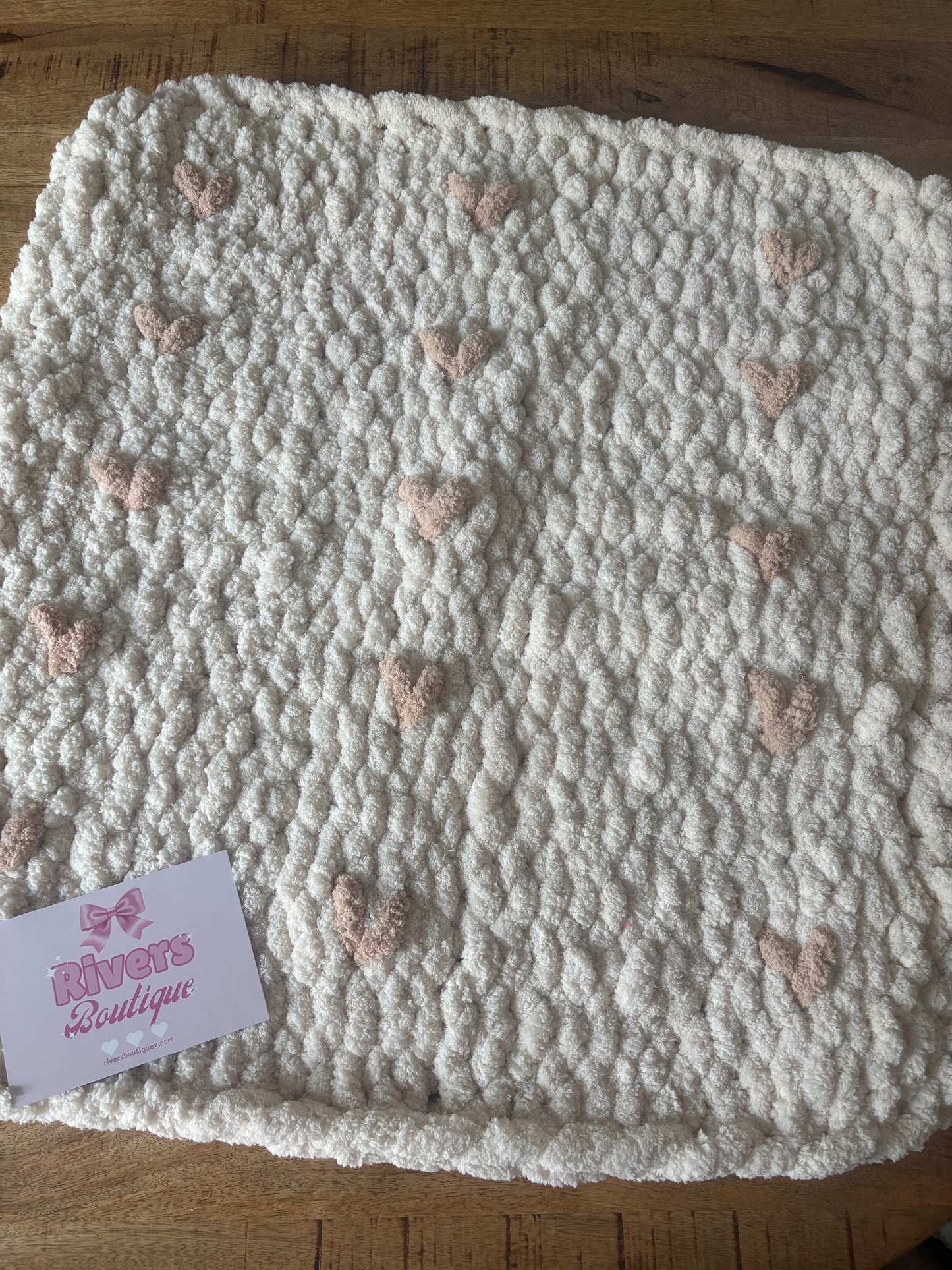 Chunky Handmade Chenille Blanket Beige Hearts