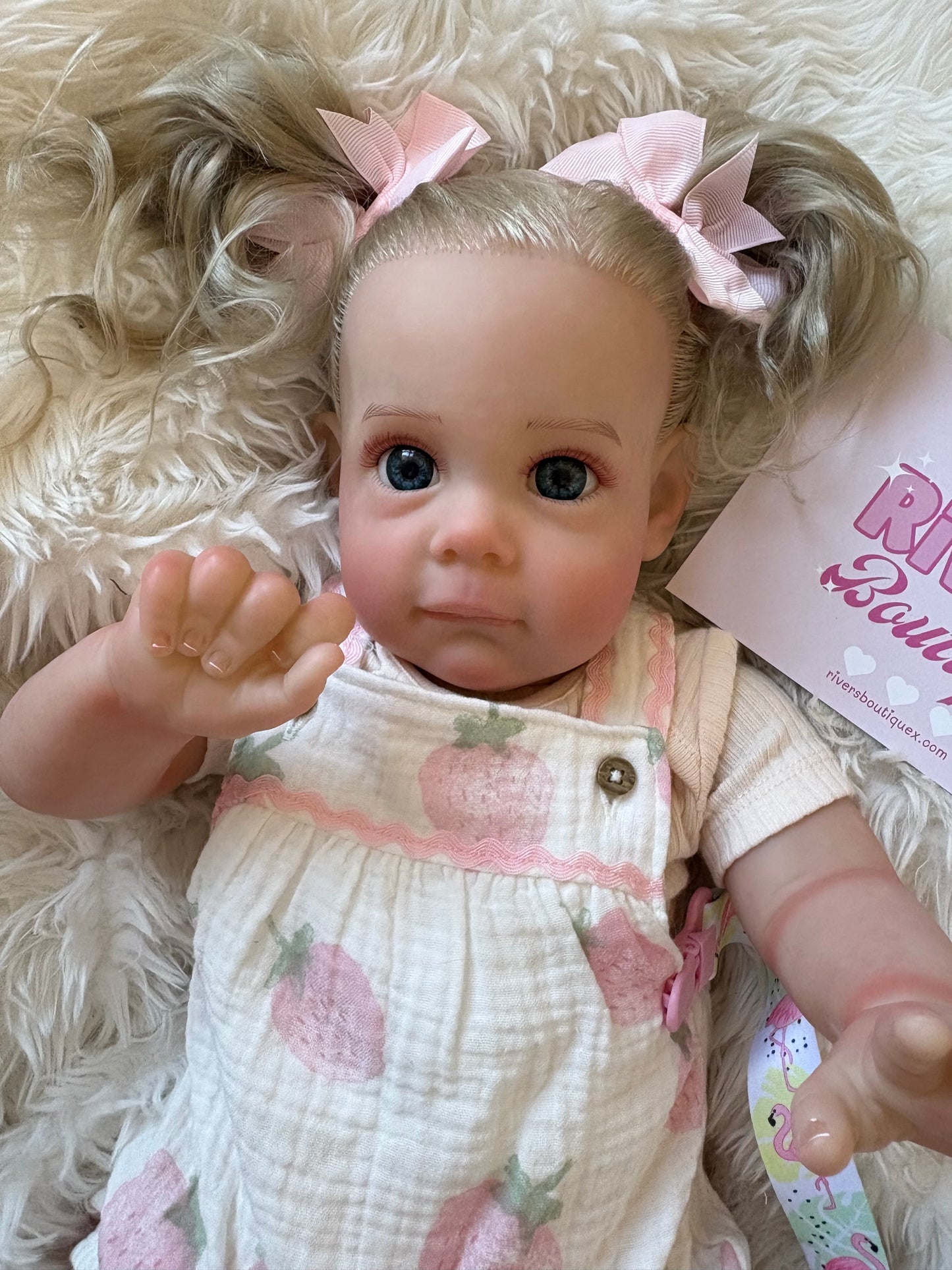 Bebê Menina Reborn - Corpo Macio e Peso
